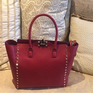 Authentic excellent condition never used red Valentino bourse